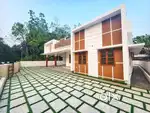 തൊടുപുഴ - മുവാറ്റുപുഴ ഹൈവേയക്ക് അടുത്ത് വീട്
