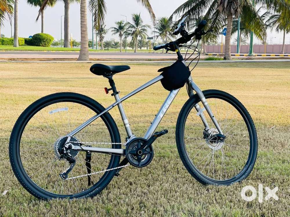 Trek Verve 3 Disk Hybrid Bike