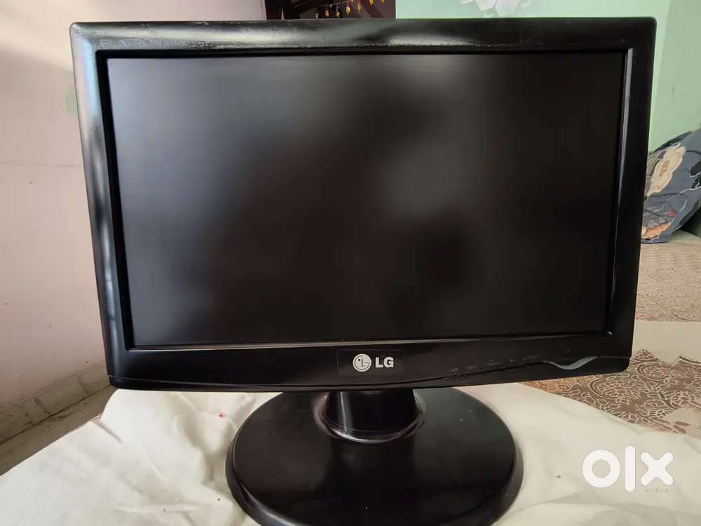 LG Flatron W1643C 15.6 inches Monitor