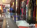 लड़के / लड़कियों की SAREE SHOWROOM में आवश्यकता है।.