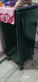 Kelvinator 165 L  Single door Refrigerator, Colour Bottle green