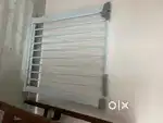 Baby safety gate