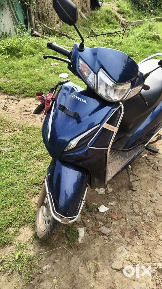 ACTIVA 6G Less reading vehicle