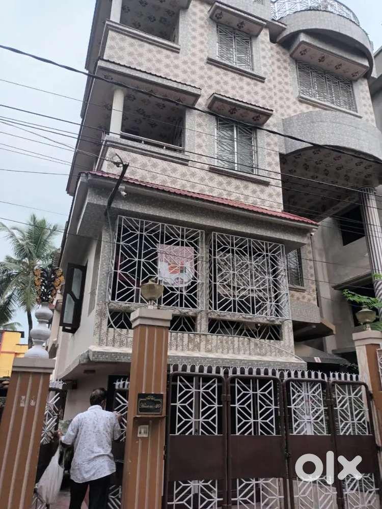 3 storied building for sale