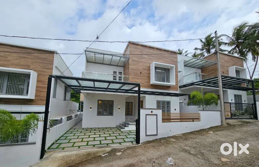 New house Red brick, Mannanthala Nalanchira