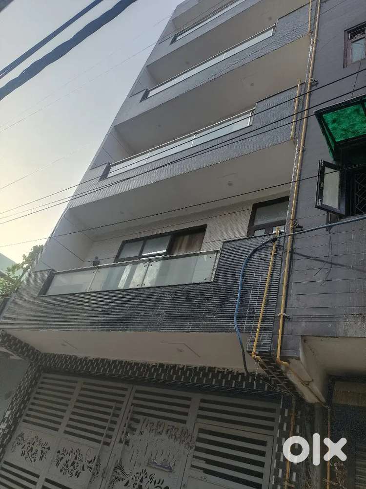 SALE 100GHZ  INDEPENDENT HOUSE