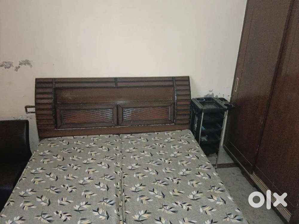 One room is vacate, any intrested one pls contact