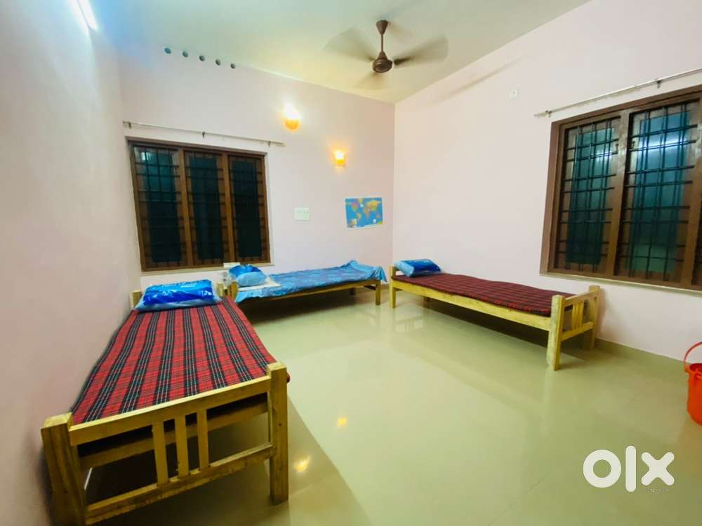 Fully furnished Pg for girls rent @ Nanthancode