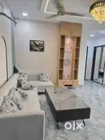 I need a female roommates for male person