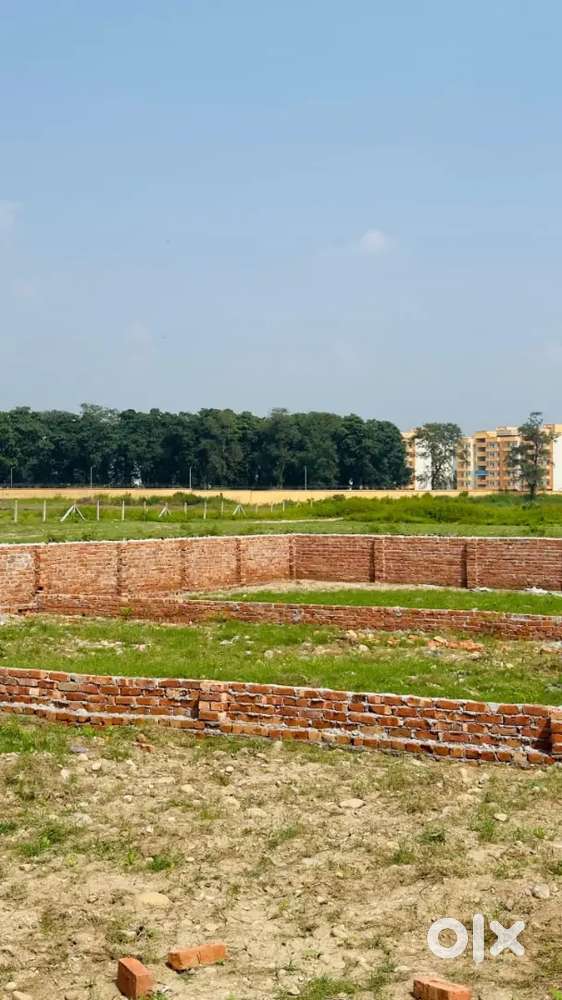 Plots available near ssb camp Doiwala