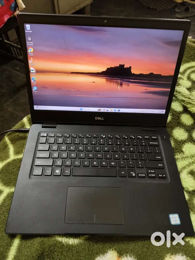 Dell latitude 3400 i7, 8GB,512 SSD,NVIDIA Graphics.