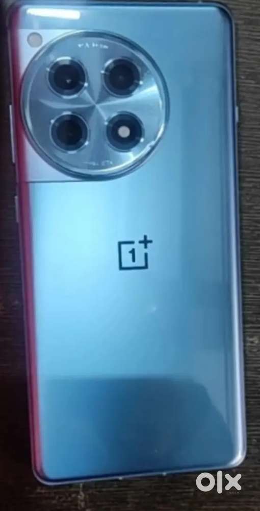 12R 8GB 128GB