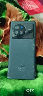 Vivo x80 8gb 128gb storage