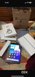 Ipad 9th gen 10.2 in perfect condition with original apple pencil