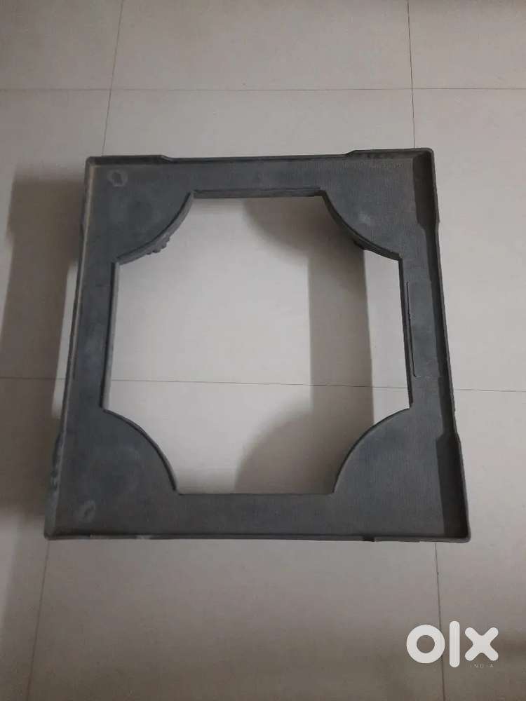 फ्रिज का स्टेंड. Fridge stande