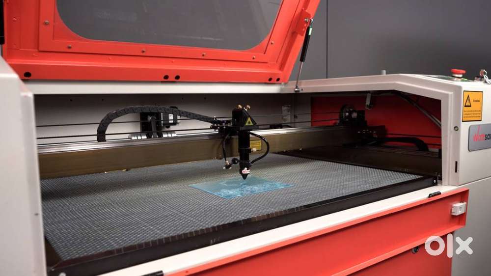 Acrylic Fibre laser Machine operator