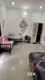 Spacious furnished independent rooms