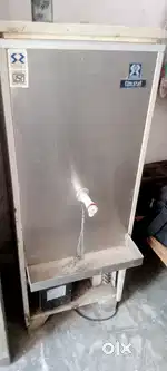 Water cooler