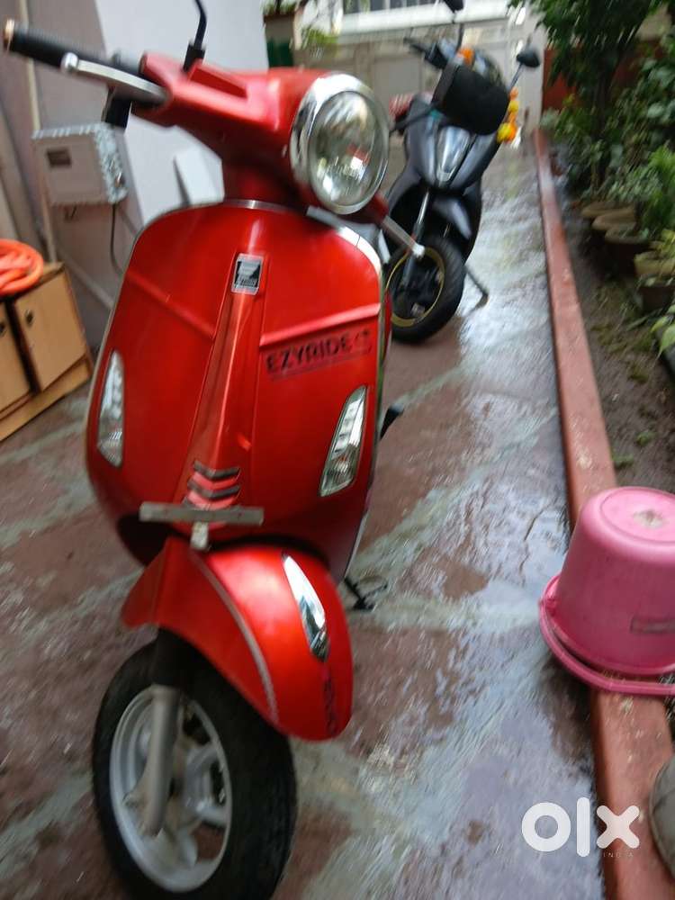 Electric scooter