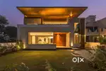 205 Sq. Yards Luxurious Lavish 9 BHK with Lift House for Sale