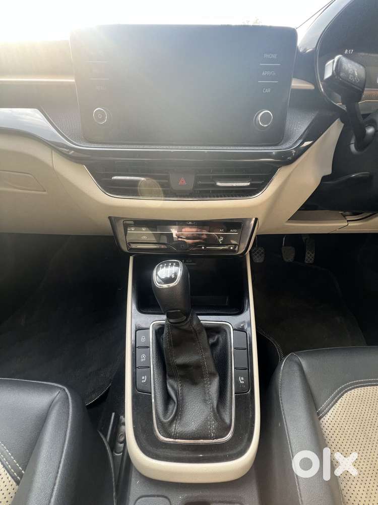 Skoda Slavia Style 1.0L TSI MT, 2023, Petrol