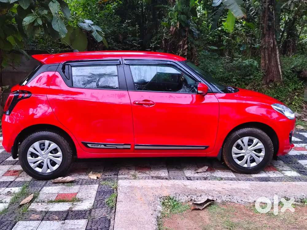 Maruti Suzuki Swift 2022 Petrol 19850 Km Driven