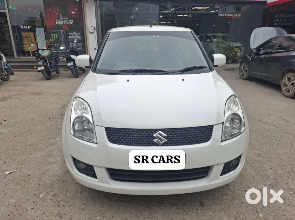Maruti Suzuki Swift VXi + Manual, 2011, Petrol