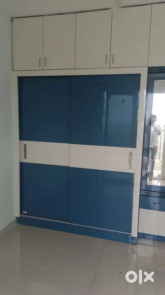 Semi furnished 20 to 22k including maintenance 2bhk