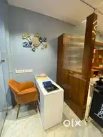 Salon sale