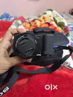 Sony ZV-E10 Mirrorless Vlog Camera (APS-C, E-mount)Excellent Condition