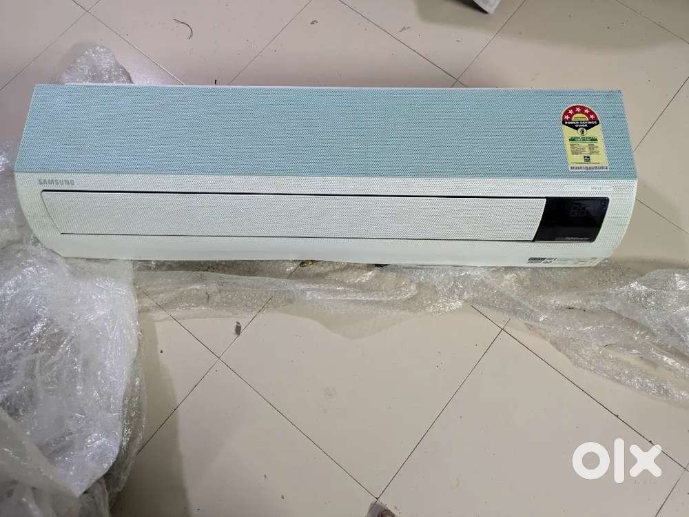 Samsung Wind free 4 in 1 convertible box not available