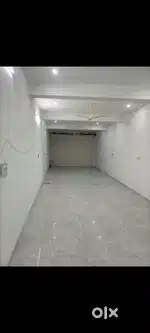 Shop available for rent