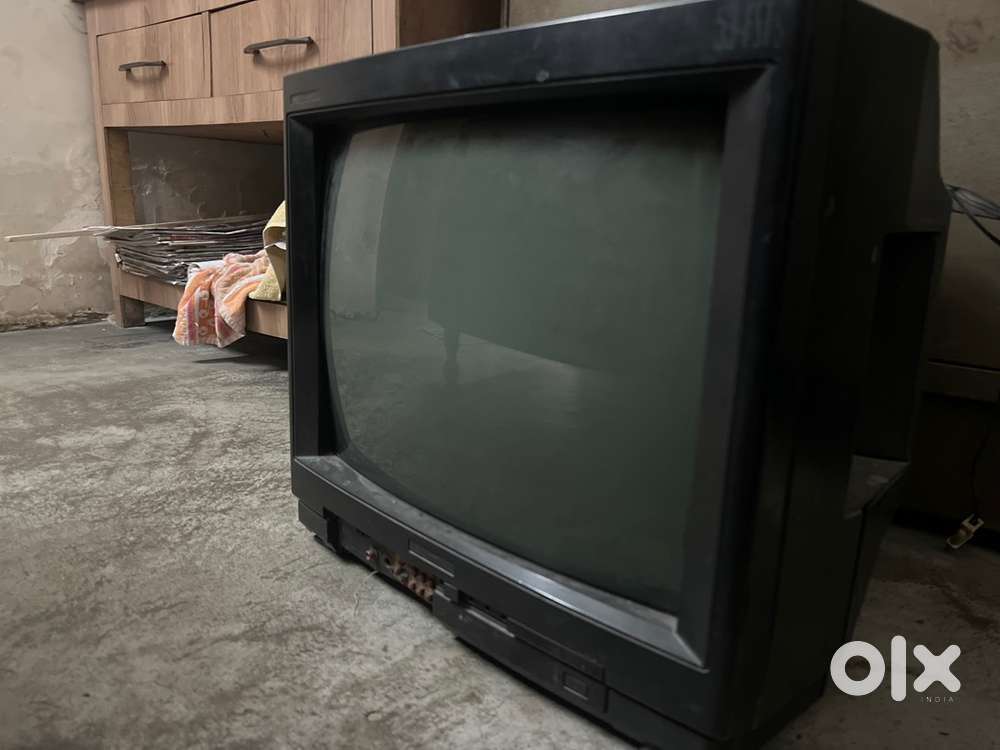 Old box tv