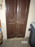 Lali bhai bagiche ke pass room rent ke liye uplabdh hai sampa