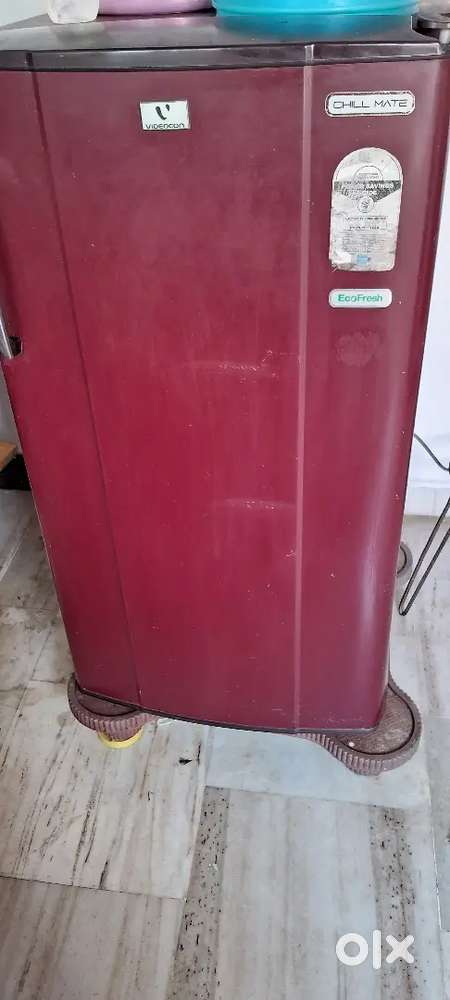 Freage acha hai but single door hai 7000