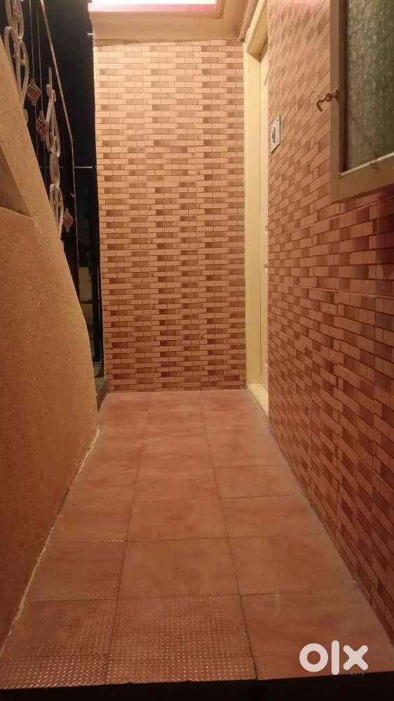 Looking for male roommates for 1bhk