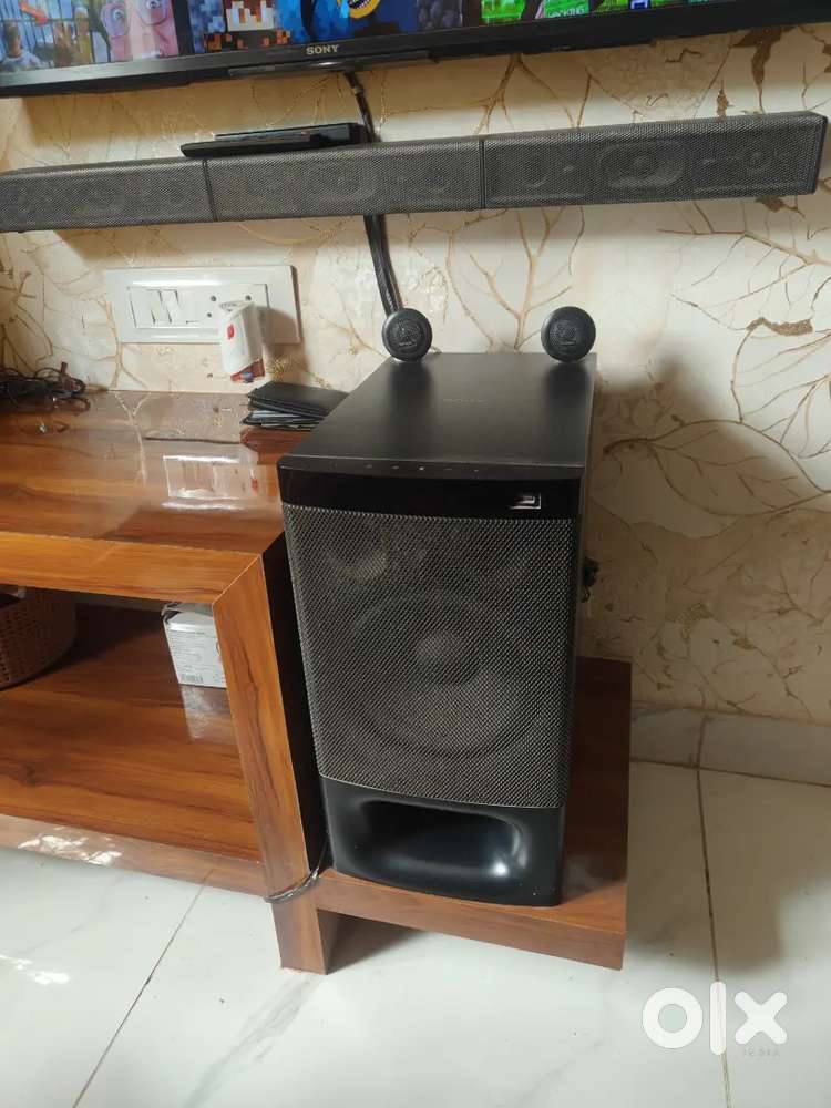 Sony 5.1 channe soundbarl audio with rear speakers 1000 watt