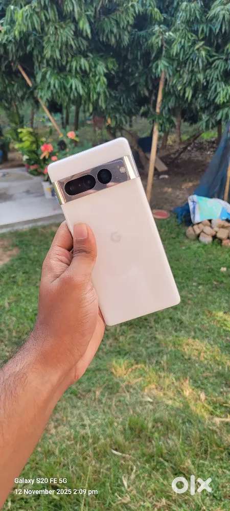 Pixel 7 pro 12gb 128 bill box available