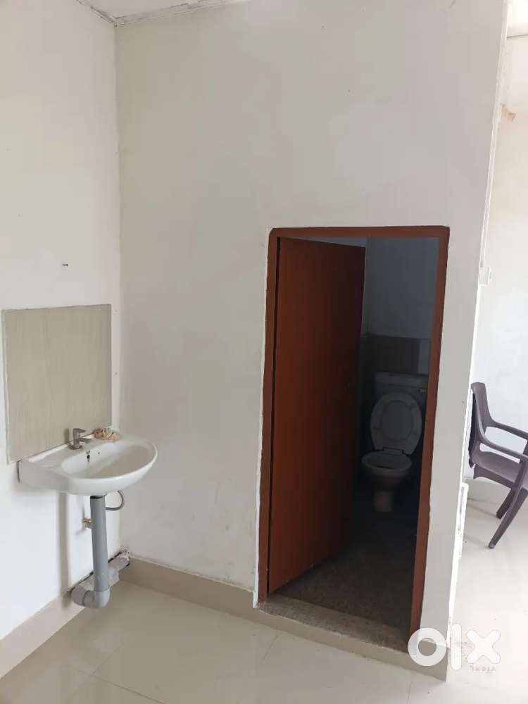 2 rooms with attached bathroom