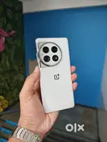 OnePlus 12 white 256 1 month old