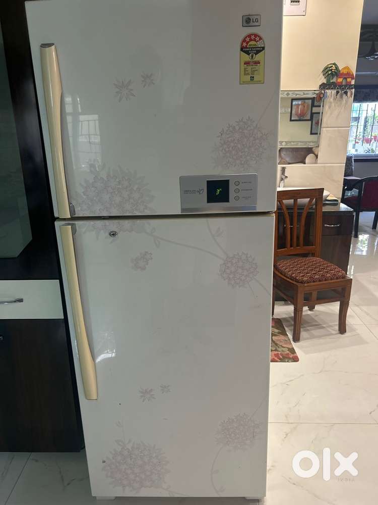 LG Fridge To sale