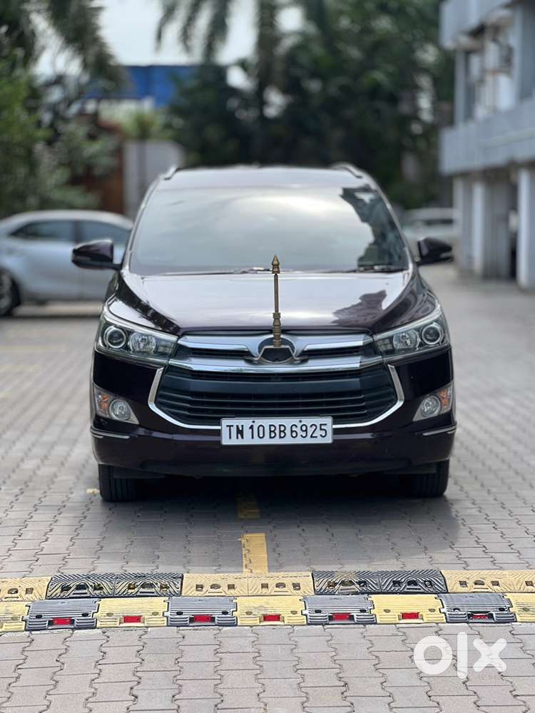 Toyota Innova Crysta 2018 Diesel Well Maintained