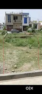 Plot for sale in Navodaya Nagar near butterfly school
