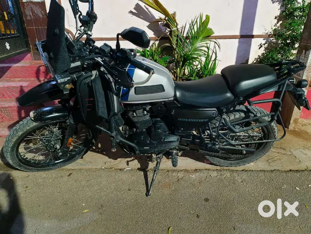 Yezdi Adventure 2023