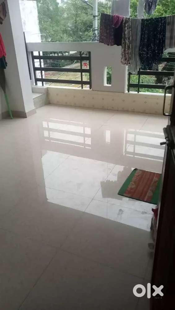 Girls PG 1 room available from 2 in a flat