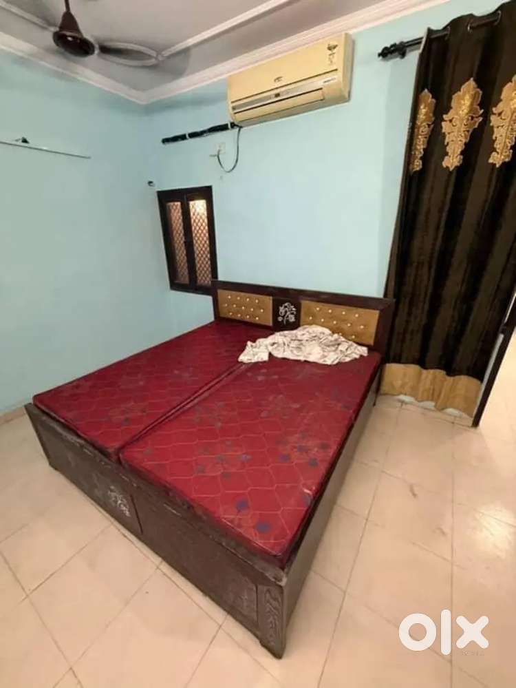 II DG REAL ESTATE II 1BHK SEMI FURNISHED ALL FLOORS AVAILABLE