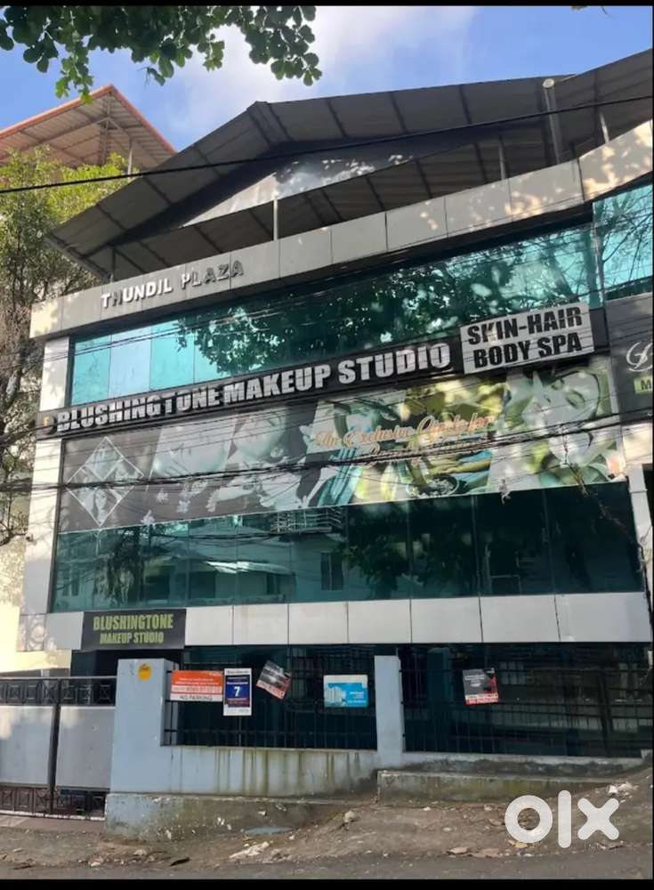 Cleaning staff needed for Blushingtone makeupstudio & unisex salon