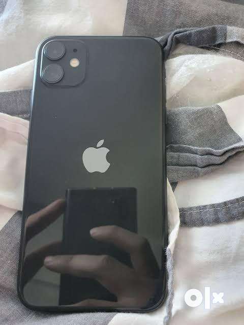 iphone 11 in good condition 128 gb