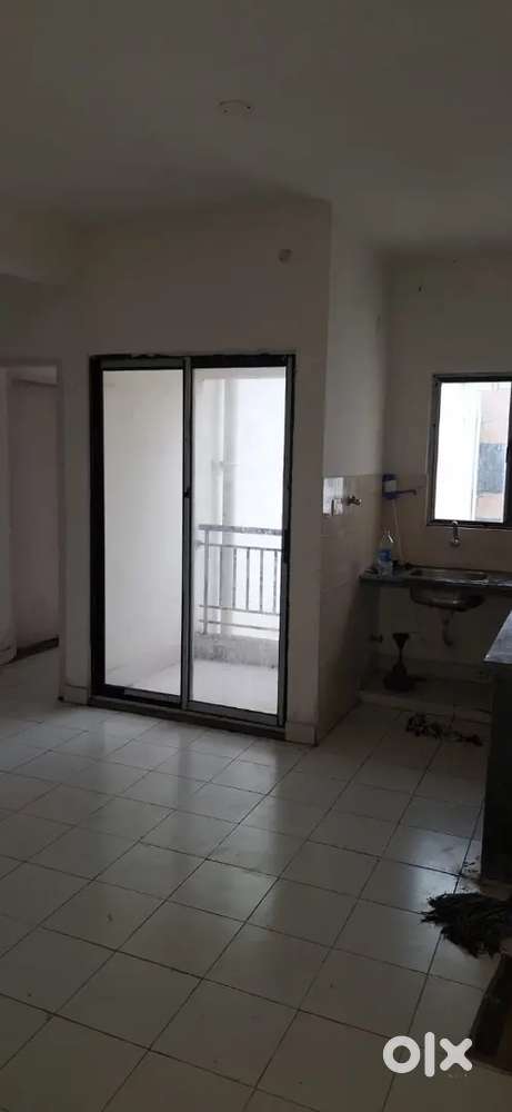 2bhk flat with car parking Hiland greens pH 1