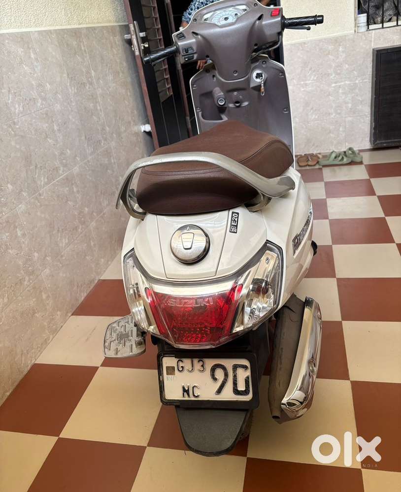 Vireles charge pan thy jase